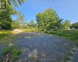 Property for Sale on 1006 Bowyers Beach Road, Bracebridge (Monck (Bracebridge))