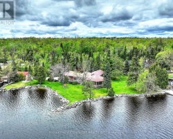 Cottage for Sale on Pigeon Lake