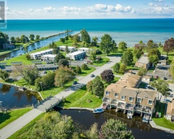 Property for Sale on UNIT 5 - 4 PARADISE BOULEVARD, 
