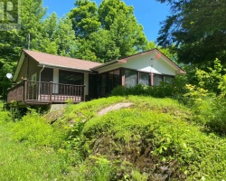 Cottage for Sale on St John Lake