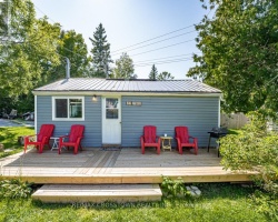 Cottage for Sale on Dalrymple Lake