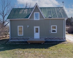 Property for Sale on 10 North Street N, Kawartha Lakes (Fenelon)