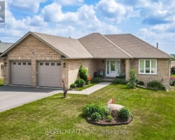 Property for Sale on 35 BRUCE CRESCENT, 