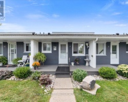 Cottage for Sale on Lake Simcoe