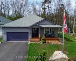 Property for Sale on 144 Pineridge Gate, Gravenhurst (Muskoka (S))