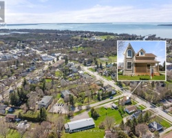 Cottage for Sale on Lake Simcoe