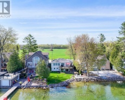 Cottage for Sale on Lake Couchiching