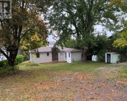 Cottage for Sale on Mitchell Lake