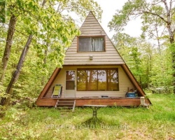 Cottage for Sale on Little Lake