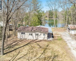 Cottage for Sale on Lake Couchiching