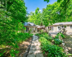 Property for Sale on 22 IROQUOIS RIDGE, 