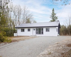 Property for Sale on 100 Reid Street, Kawartha Lakes (Bobcaygeon)