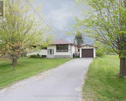 Cottage for Sale on Sturgeon Lake