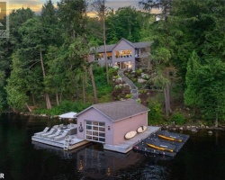 Cottage for Sale on Lake Vernon