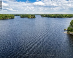 Cottage for Sale on Kahshe Lake
