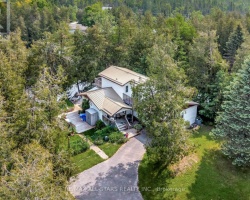 Cottage for Sale on Sturgeon Lake
