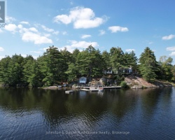 Cottage for Sale on Kahshe Lake