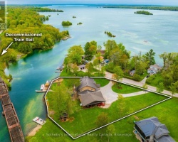 Cottage for Sale on Lake Couchiching