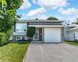 Property for Sale on 14 JORDON Crescent, 