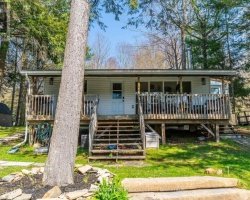 Cottage for Sale on Gull Lake