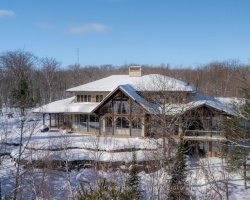 Cottage for Sale on Manitouwabing Lake