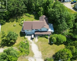 Property for Sale on 1894 HENRY'S LANDING, 