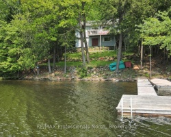 Cottage for Sale on Drag Lake