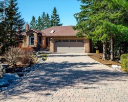 Cottage for Sale on Pigeon Lake