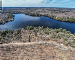 Cottage for Sale on Bird Lake