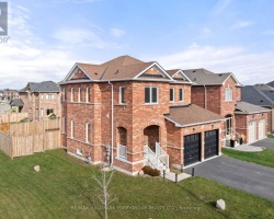Cottage for Sale on Lake Simcoe