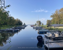 Cottage for Sale on Pigeon Lake