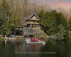 Cottage for Sale on Bob Lake