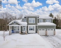 Property for Sale on 22 DYER CRESCENT, Bracebridge (Macaulay)