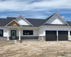 Property for Sale on 3 MEADOW ACRES ROAD, 