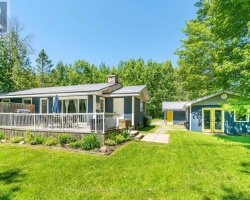 Cottage for Sale on Burnt Lake