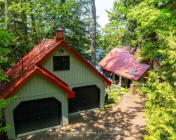 Cottage for Sale on Moore Lake