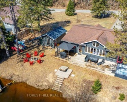 Cottage for Sale on Big East Lake