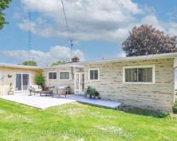 Cottage for Sale on Lake Scugog