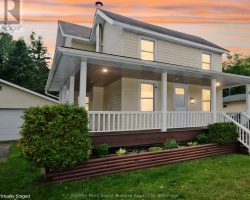 Property for Sale on 8 Meadow Street, Parry Sound
