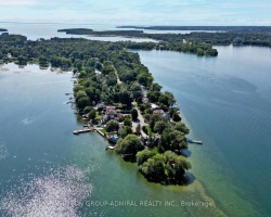 Cottage for Sale on Lake Couchiching