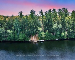 Cottage for Sale on Otter Lake