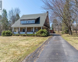 Property for Sale on 21 King Street, Huntsville