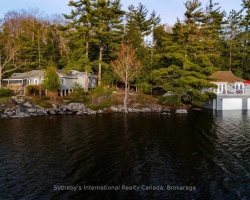 Cottage for Sale on Lake Muskoka