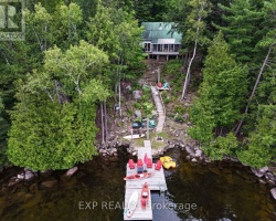 Cottage for Sale on Fortescue Lake