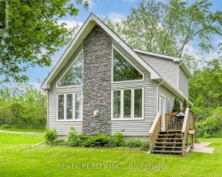 Cottage for Sale on Lake Scugog