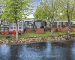 Cottage for Sale on Sparrow Lake