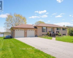 Cottage for Sale on Canal Lake