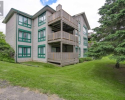 Cottage for Sale on Peninsula Lake