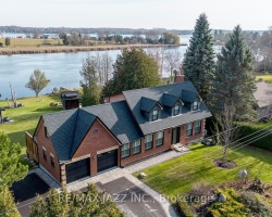 Cottage for Sale on Lake Scugog