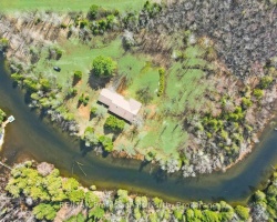 Cottage for Sale on Gull Lake